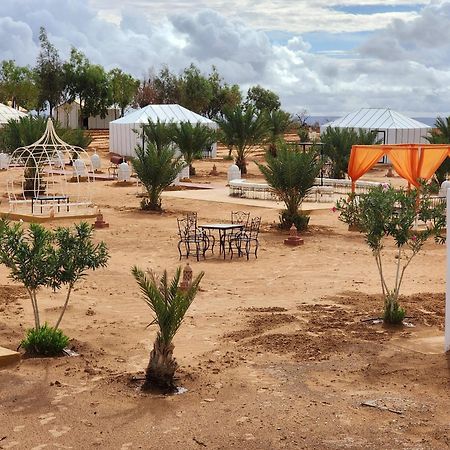 Fox Luxury Desert Camp Merzouga Extérieur photo